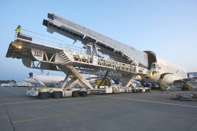 Dreamliner wings.jpg